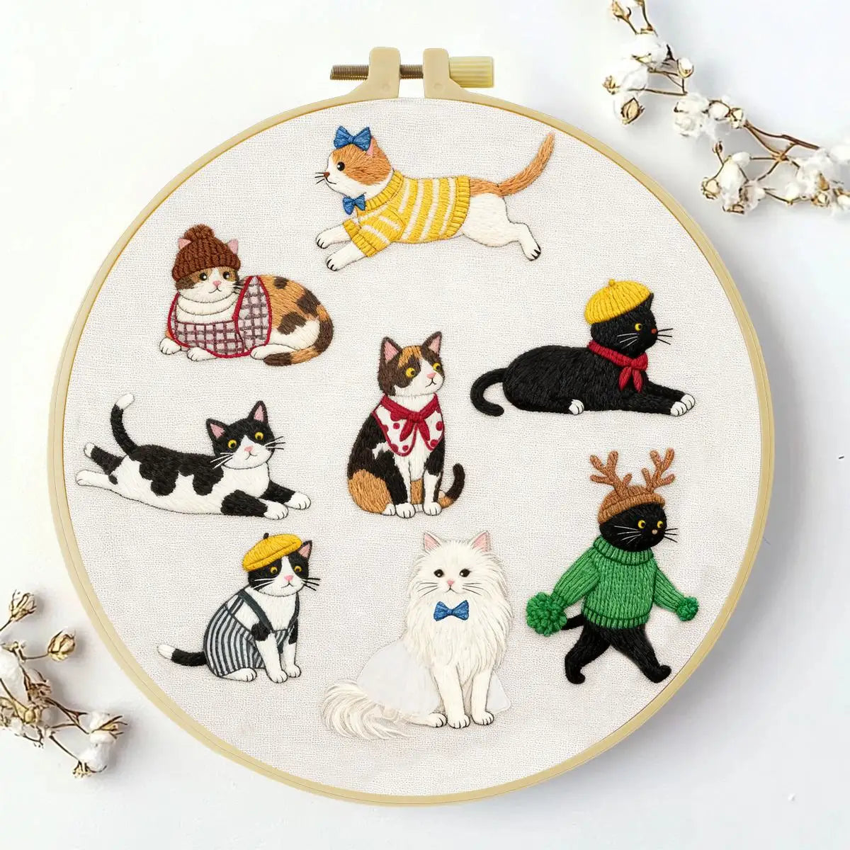 Cute Fashion Cats Embroidery Kit – Kawaii DIY Hand Embroidery Hoop Art Set for Cat Lovers