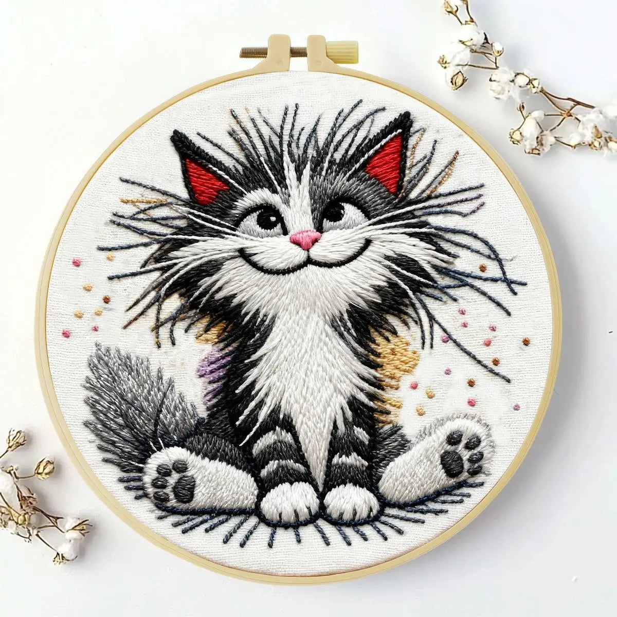 Fluffy Smiling Cat Embroidery Kit – Cute Black & White DIY Hand Embroidery Hoop Art Set