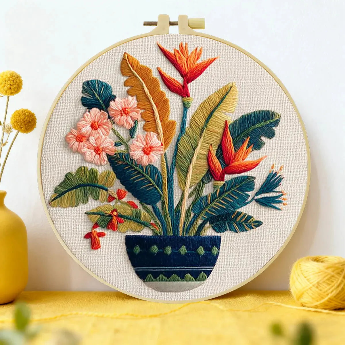 Hand-Embroidered Highland Cow Hoop Art – Farmhouse Wall Decor The Stichers Heavane