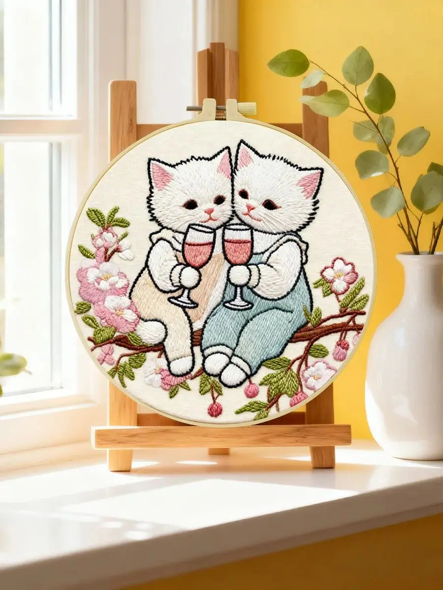 Cute Couple Cats Embroidery Starter Kit – DIY Romantic Animal Sewing Art Set for Beginners