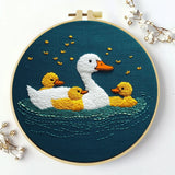 Mother Duck & Ducklings Embroidery Kit – Cute Farm Animal DIY Sewing Craft, Nursery Wall Art Hoop Decor