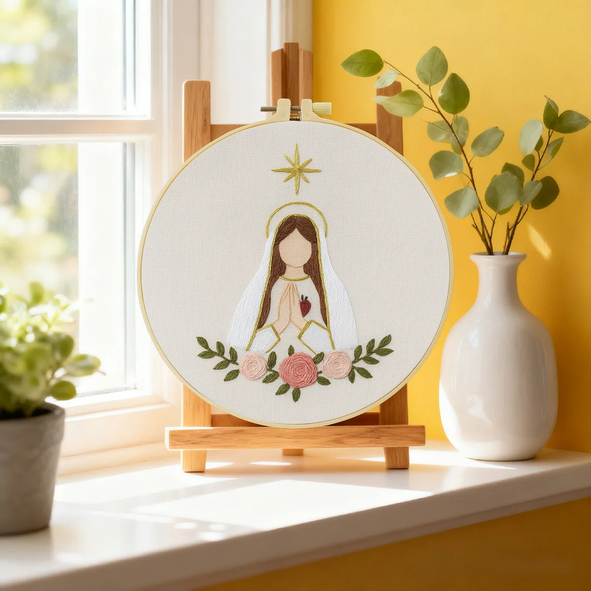 Minimalist Virgin Mary Embroidery Kit – Sacred Heart Christian Needlepoint Pattern with Floral Religious Wall Art Decor