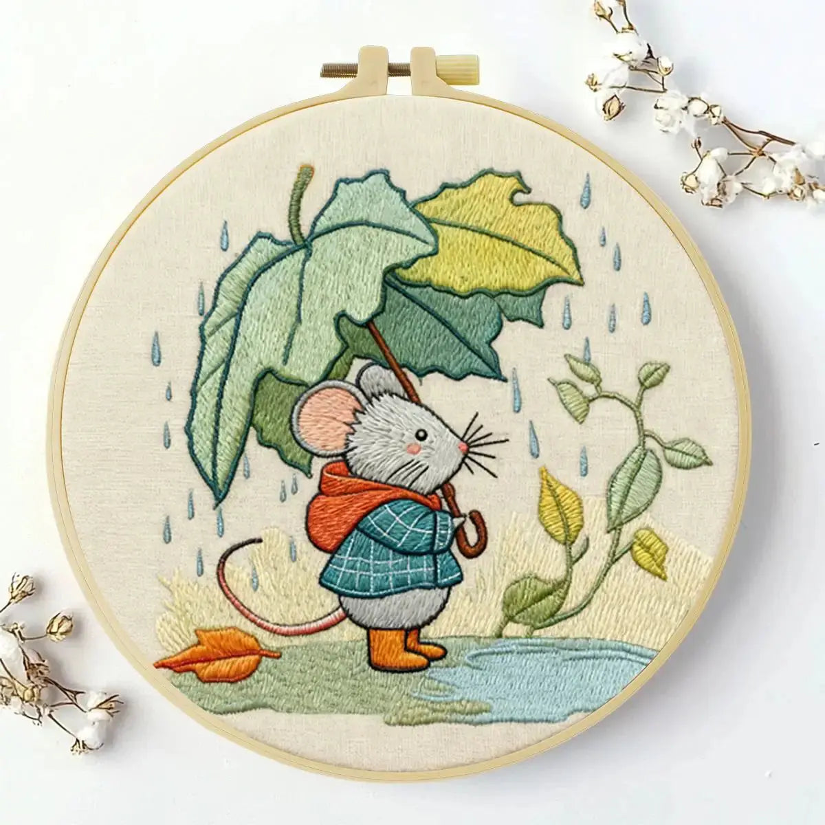 Cute Mouse with Leaf Umbrella Embroidery Kit – Whimsical Rainy Day DIY Hand Embroidery Hoop Art Set Kits For Stitchers