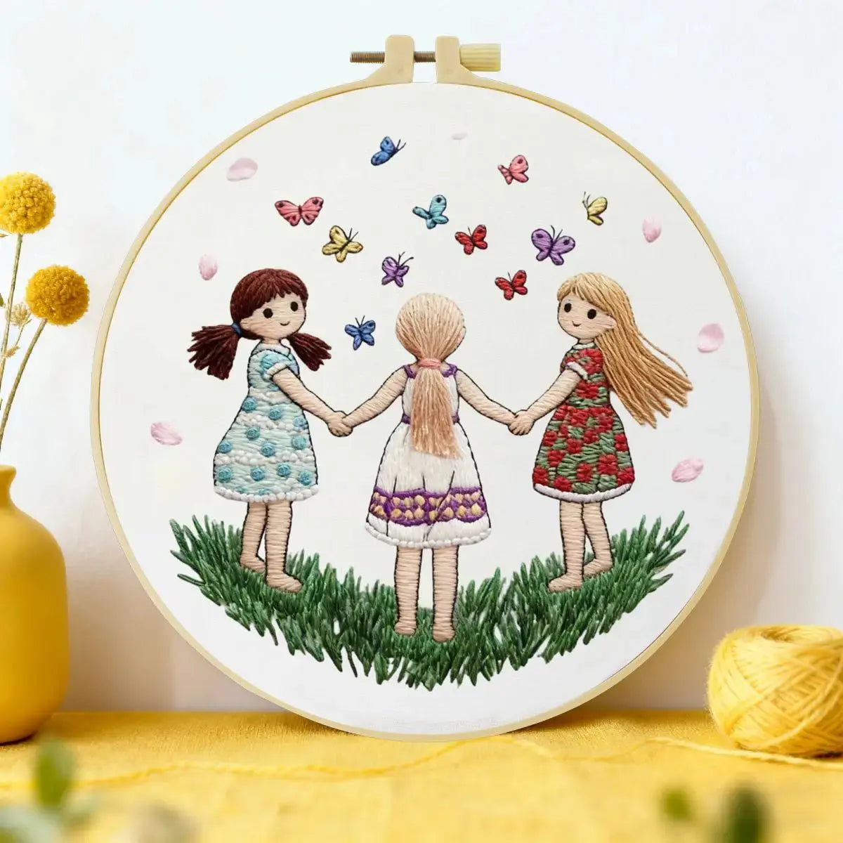 Best Friends Embroidery Kit for Beginners – DIY Girls Hand Embroidery Hoop Set Kits For Stitchers