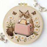 Toast-Loving Cat Embroidery Kit Kits For Stitchers