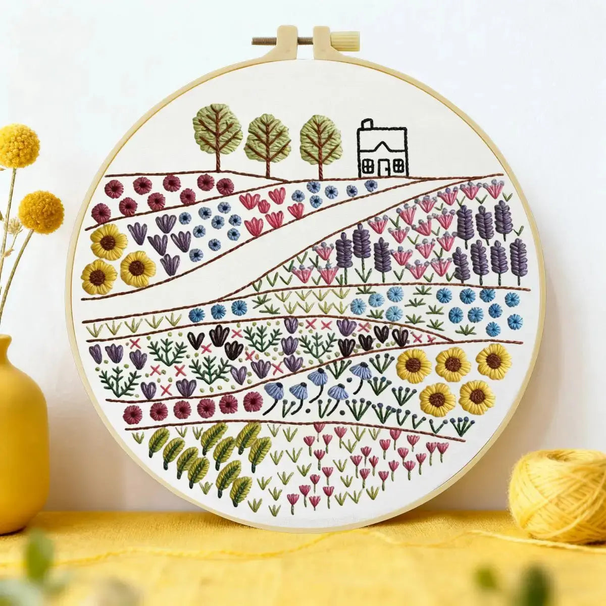 Wildflower Meadow Embroidery Kit – Countryside Floral DIY Hand Embroidery Hoop Art Set Kits For Stitchers