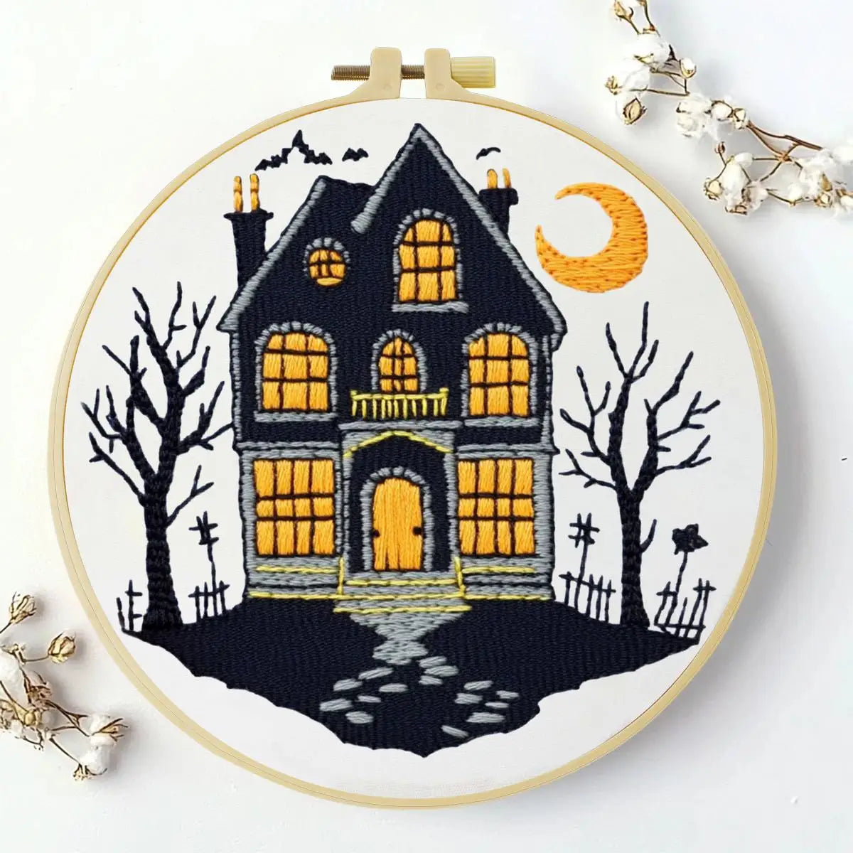 Spooky Haunted House Embroidery KitÎți place această personalitate?