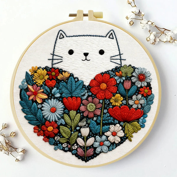 Christmas Embroidery DIY Kit – Holiday Stitching Kit with Hoop, Pattern & Threads