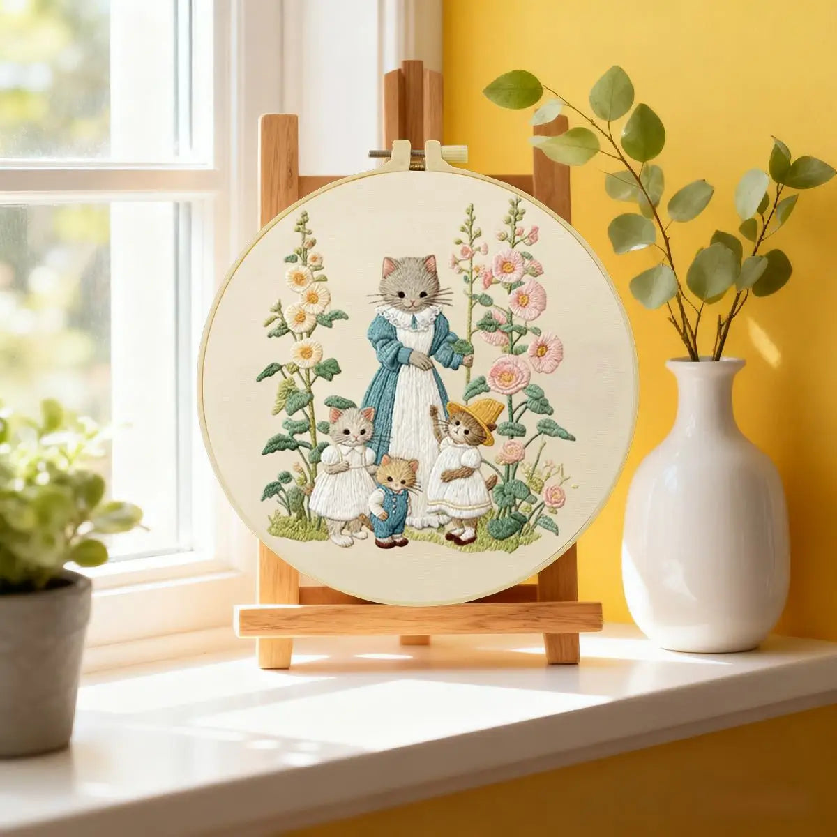 Vintage Cat Family Embroidery Kit – DIY Floral Animal Hoop Art for Beginners & Cottagecore Lovers