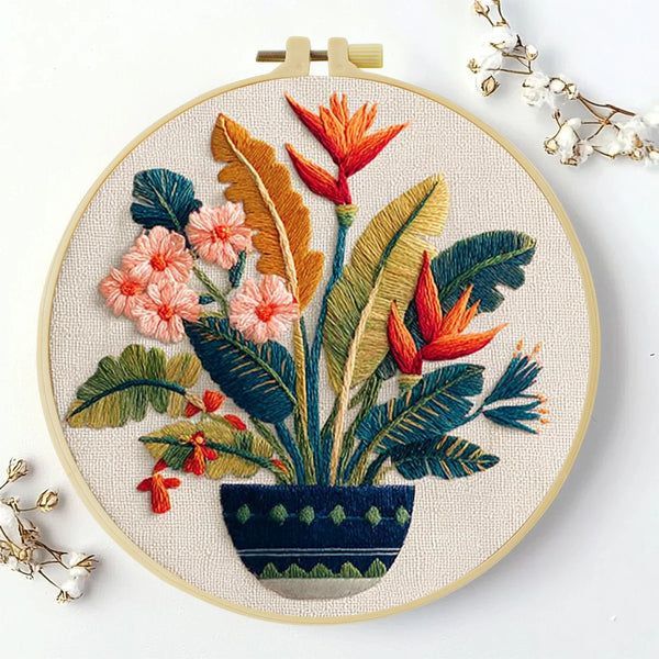 Hand-Embroidered Highland Cow Hoop Art – Farmhouse Wall Decor