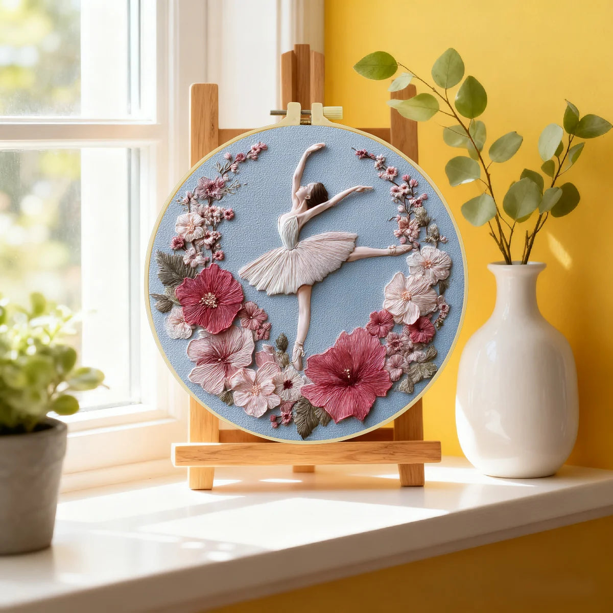 Handmade Ballerina Floral Embroidery Hoop Wall Art – Elegant Ballet Dancer Fiber Decor